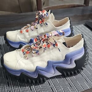 Converse run star motion low top sneaker.